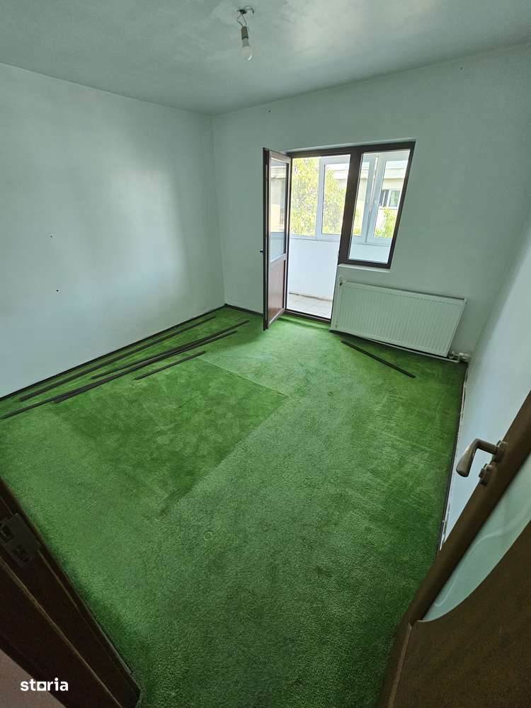 Vand ap cu 3 camere zona Orizont - Imagine principală: 4/7