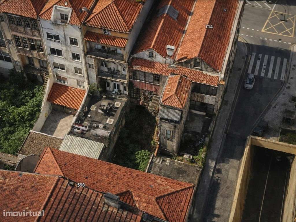 Prédio para Reabilitação com PIP Aprovado-2