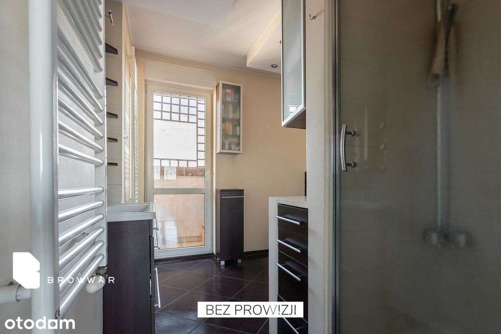 Mieszkanie ze świetnym układem i dwoma balkonami-12