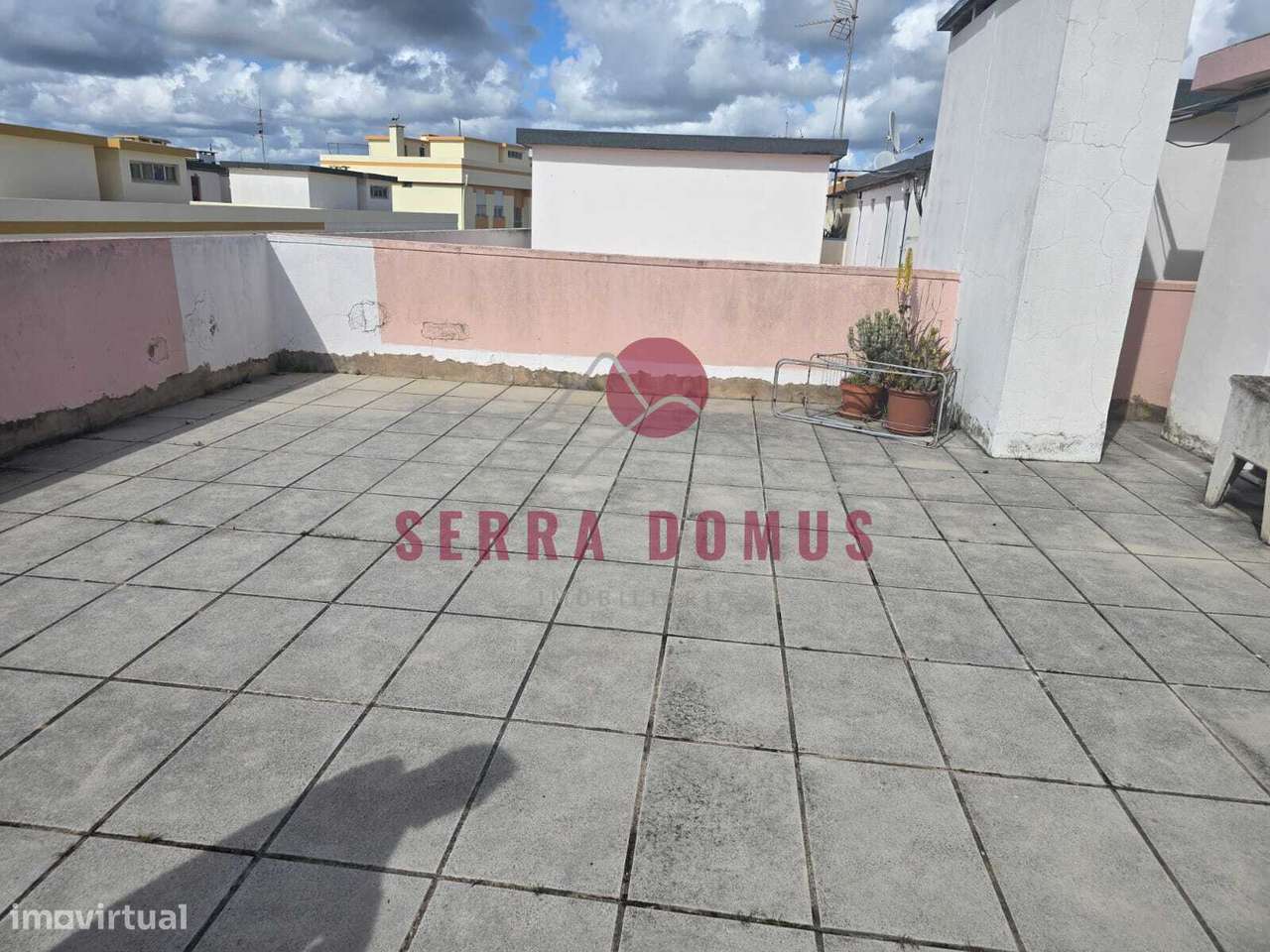 Apartamento T3 com 2 Casas de Banho na Lagoa em Faro-21