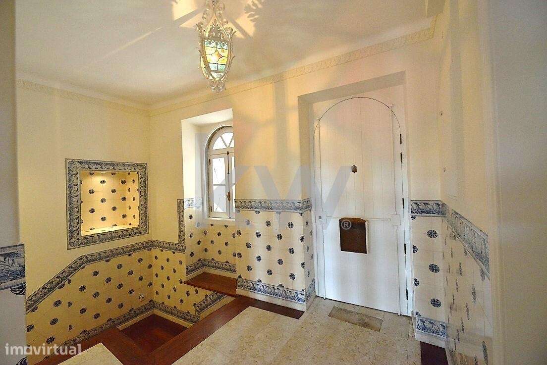 Moradia T6 com traça antiga na zona histórica em Sintra - Grande imagem: 4/41