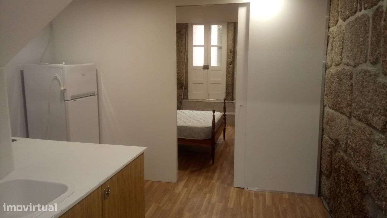 Prédio no centro histórico de Guimarães - Grande imagem: 3/10