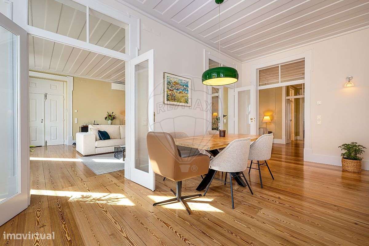 T2 Com 190 M2 Vista Rio E Charme Pombalino 2 Salas E Escritorio