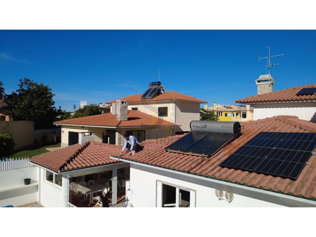 Moradia T6 com piscina na Quinta da Bicuda Cascais-37