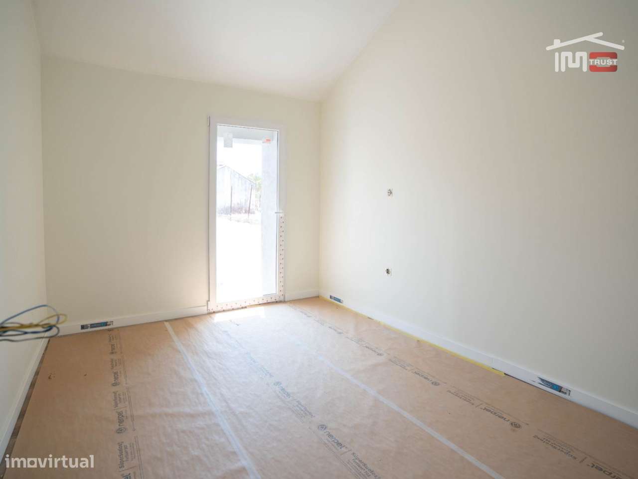 Moradia Térrea Totalmente Remodelada com Espaço Exterior | Pego, Ab...-14