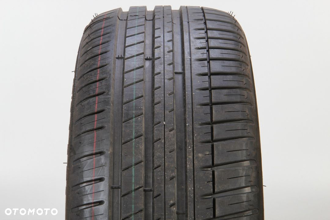 245/45R18 Michelin Pilot Sport 3 F762 - 1