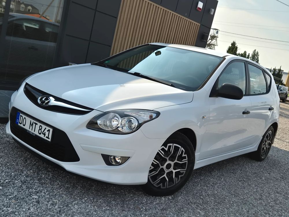 Hyundai i30 I (2007-2012) 1.4 Blue Comfort 2011