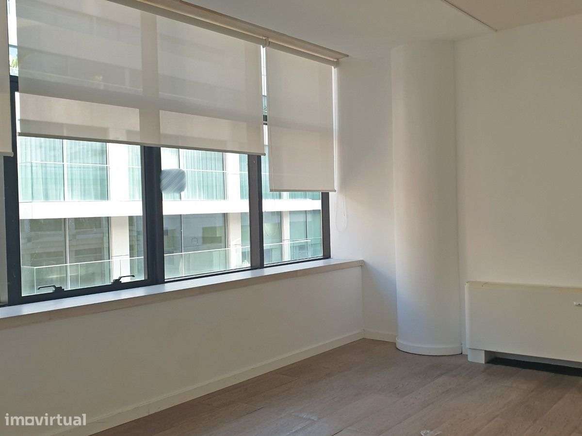 Escritório Lisboa Venda | 442 m2 | Avenidas Novas-7