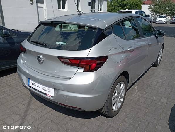 Opel Astra V 1.4 T Enjoy - 12