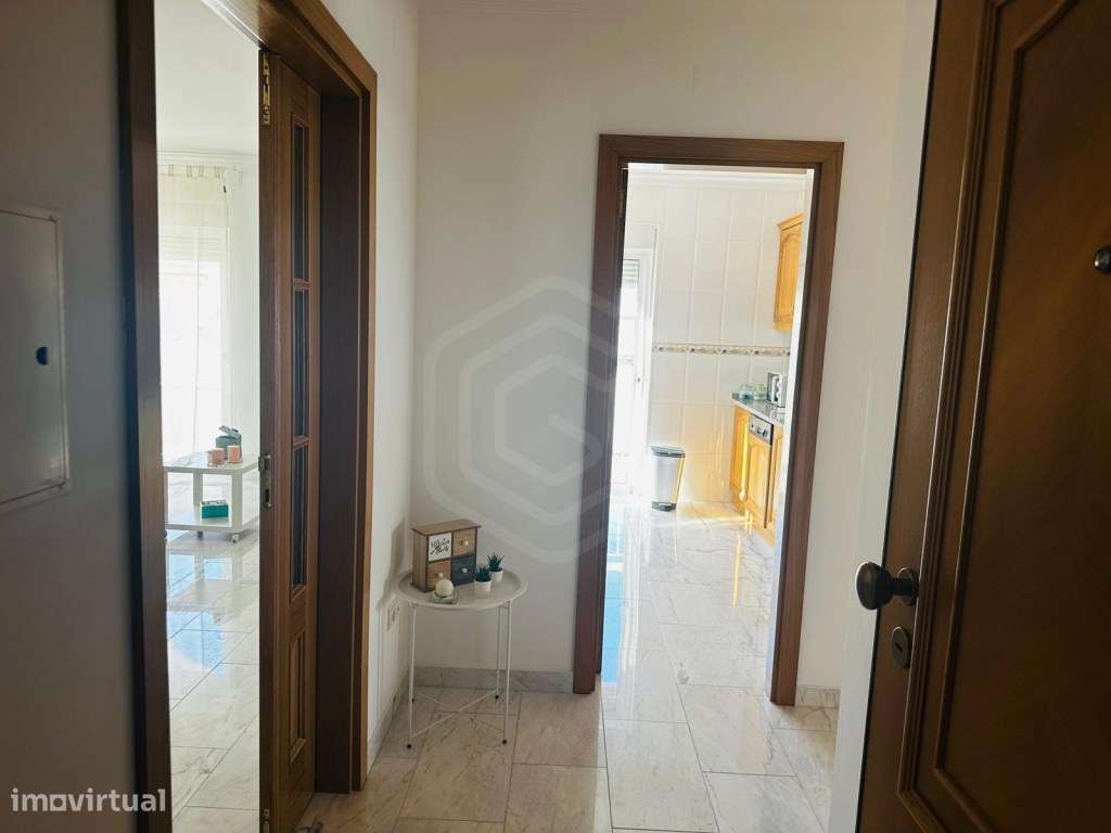 Apartamento T2 para arrendamento anual em Vila Real de Santo Antóni... - Grande imagem: 4/16