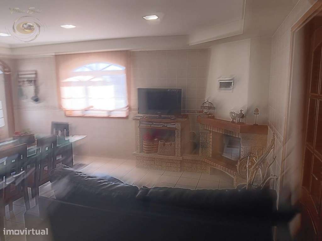 Moradia T3+1 com recheio.-42