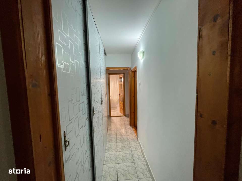 Apartament 3 camere decomandat + centrala - Navodari Oras - Imagine principală: 4/9