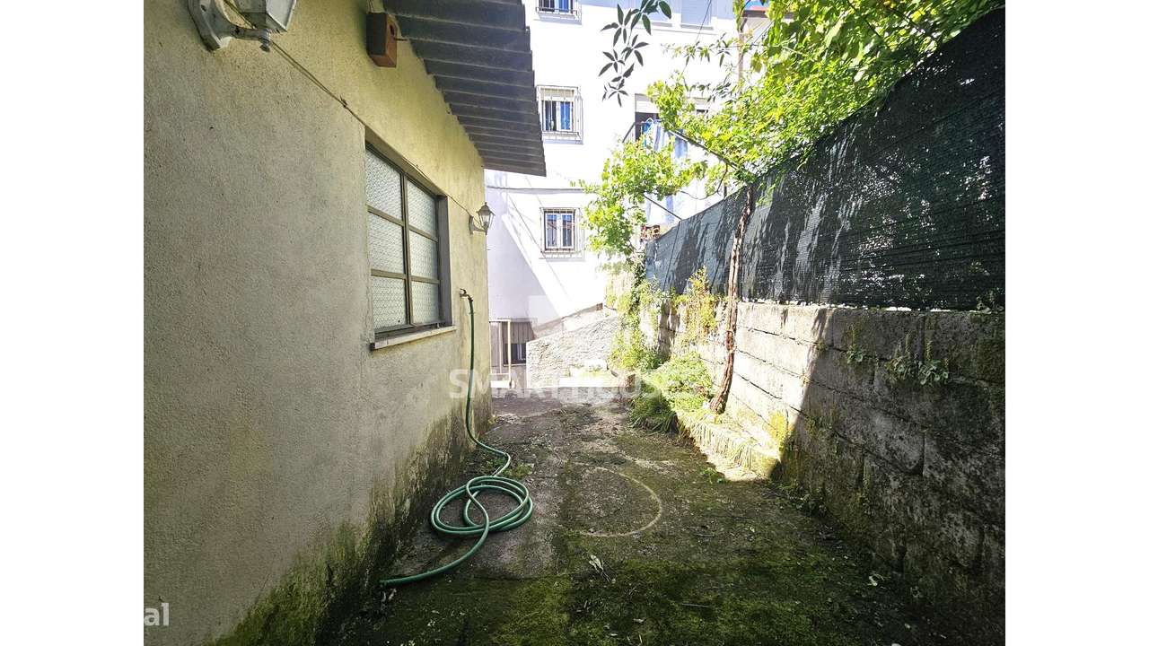 Prédio T3 + Loja no centro Arganil-26