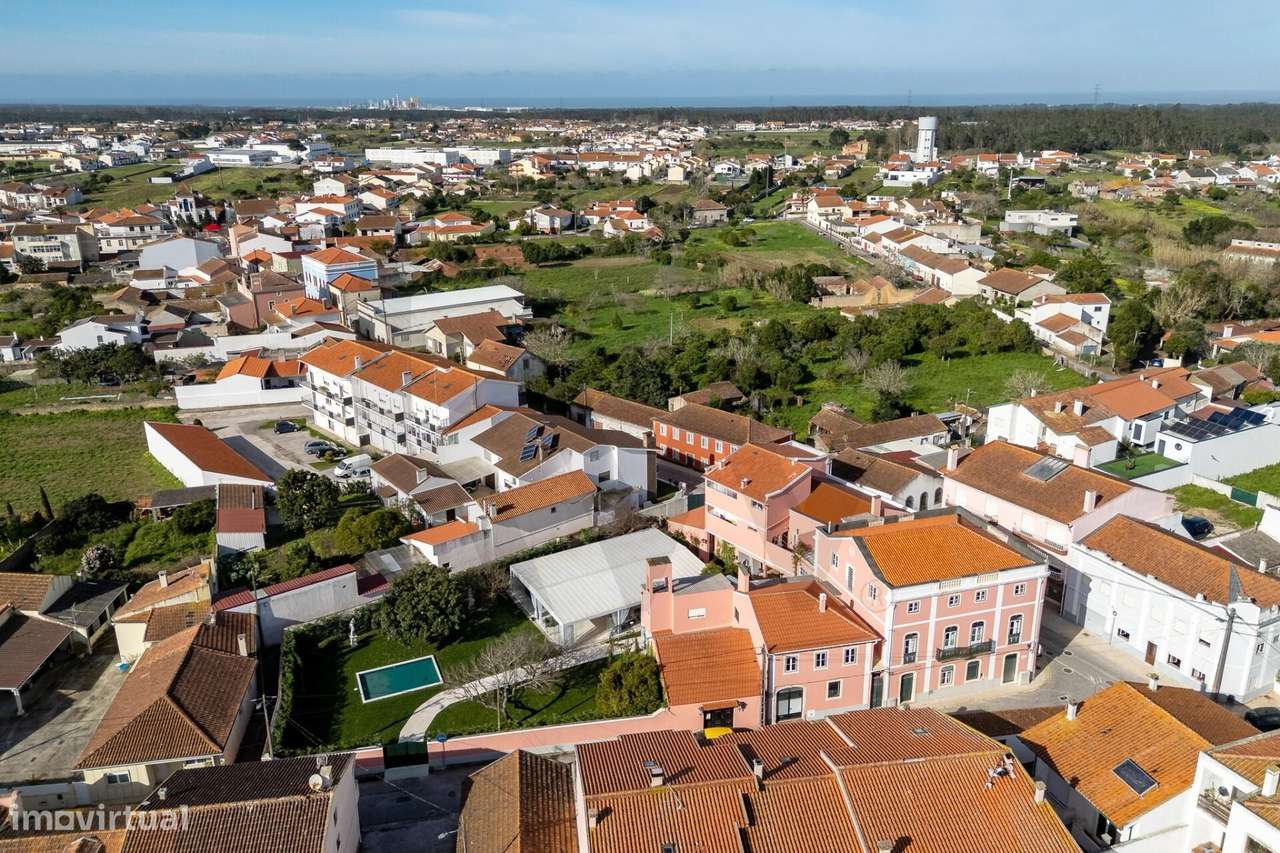 ​​​​​​​​​Palacete Histórico com Espaço de Eventos, Apartamentos e Bar - Grande imagem: 2/60