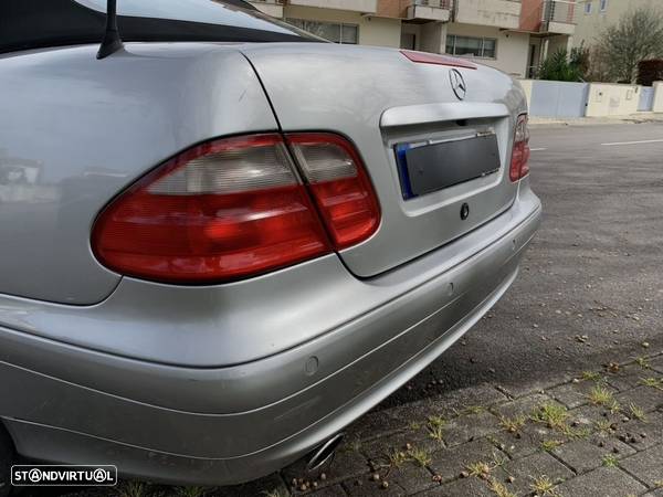 Mercedes-Benz CLK 230 - 20