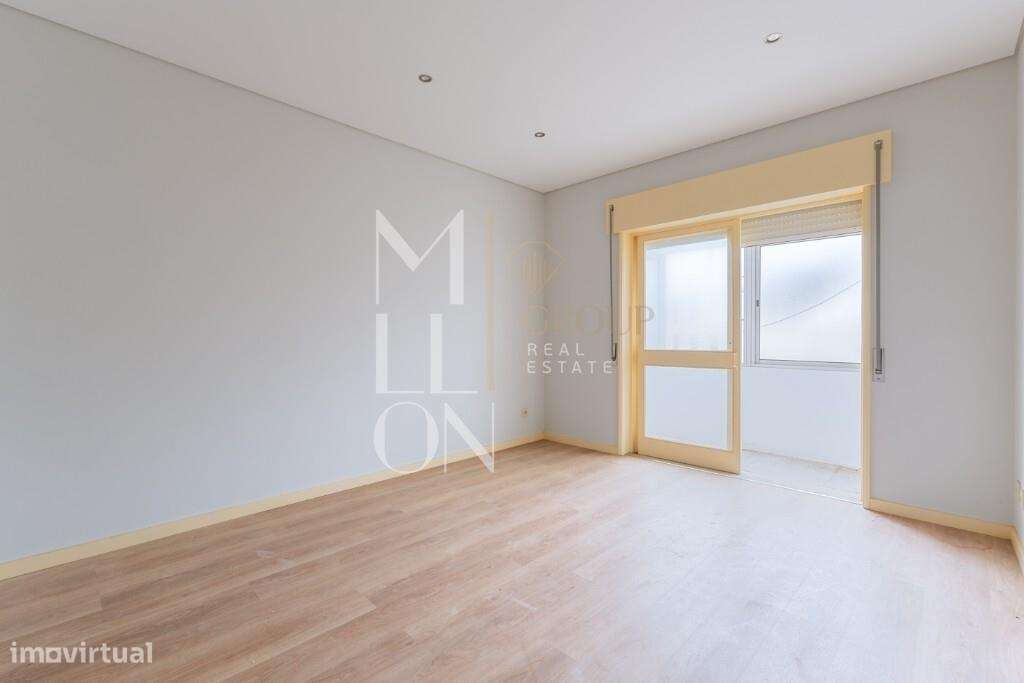 APARTAMENTO T2+1 EM SERRALVES - Grande imagem: 3/22