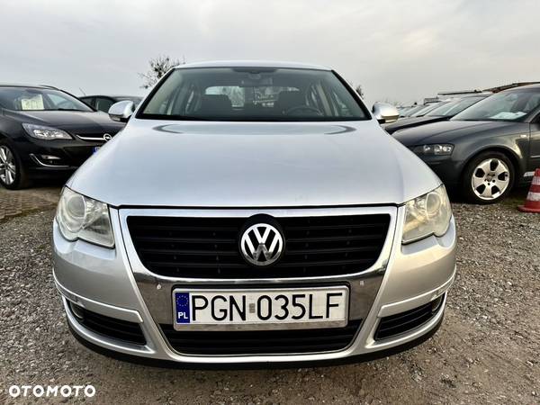 Volkswagen Passat 2.0 TSI Highline - 3