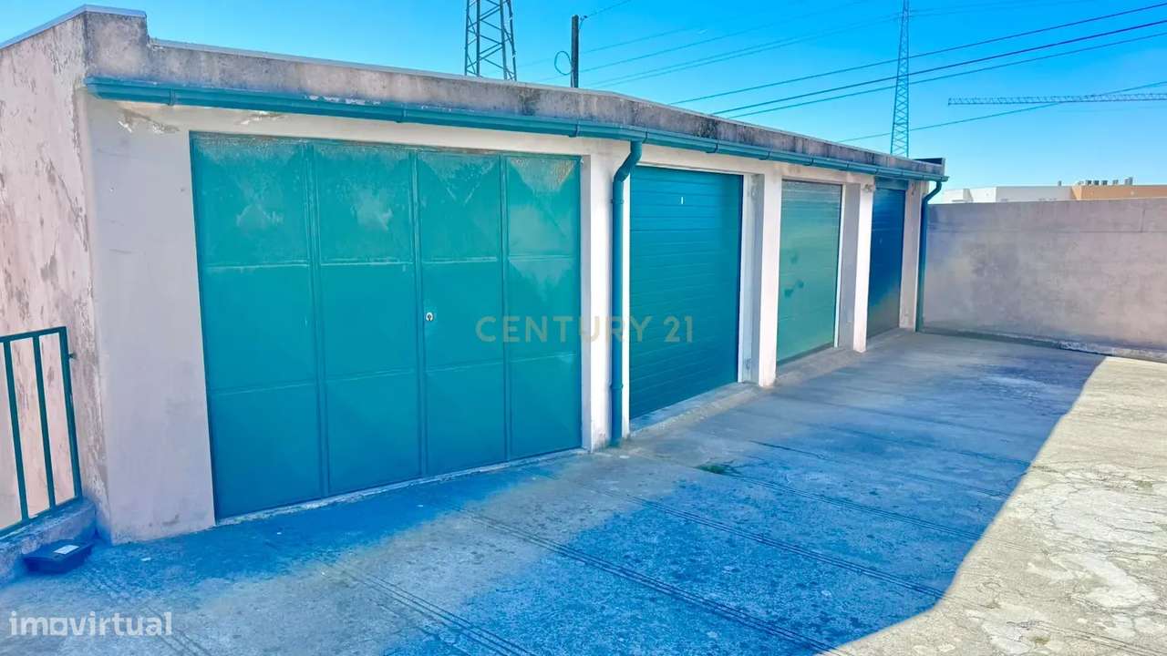 Apartamento T3 com garagem em excelente localização, em Vila do Conde-27