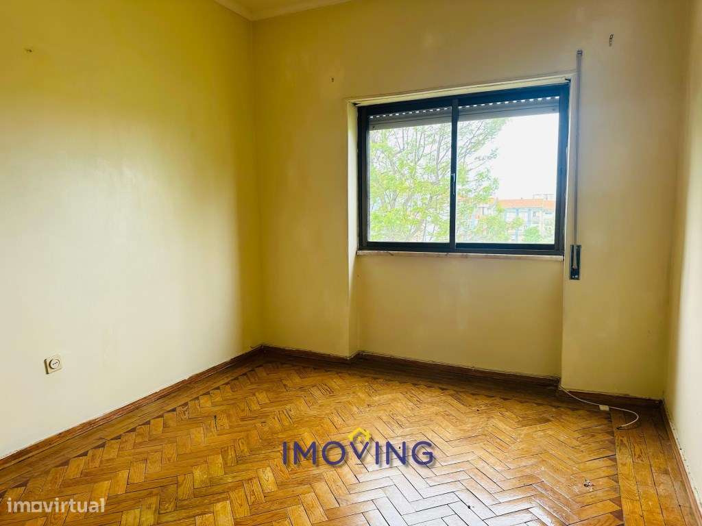 Apartamento T2 na Rua Adelina Abranches - Lavradio, Barreiro-5