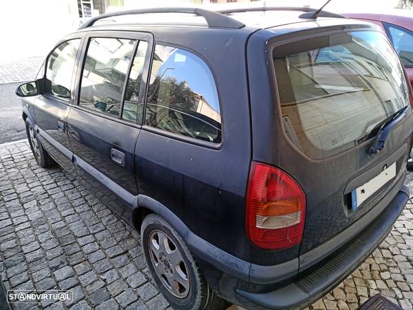 Opel Zafira 2.0 DTi - 3