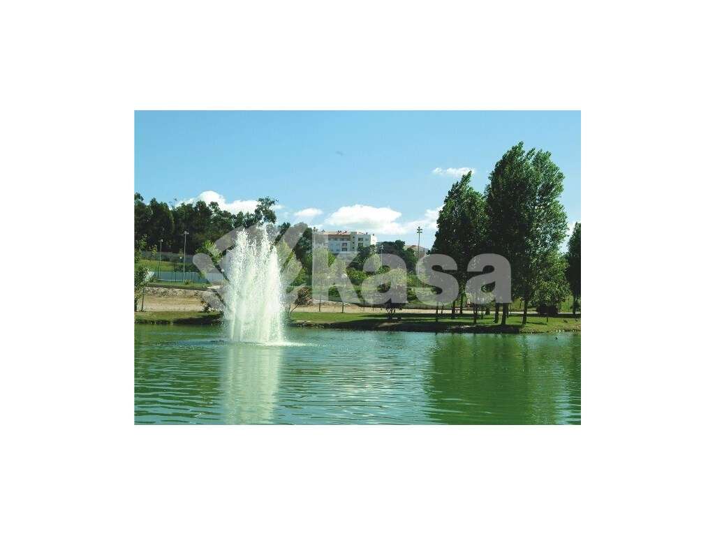 T1 com Quintal e Acabamentos Novos - Ideal para Habitação ou Invest...-13