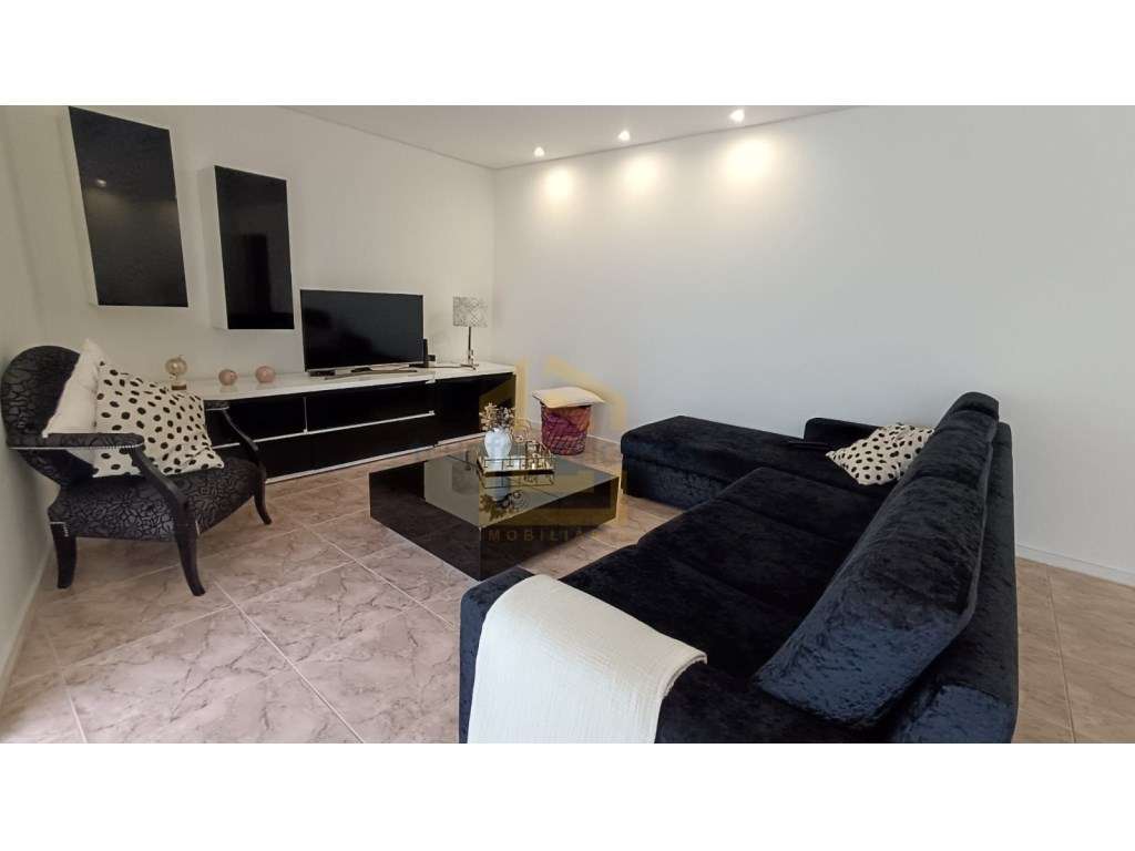 Apartamento T3 com Vista Mar, elevador, Garagem Fechada e Varanda -... - Grande imagem: 4/21