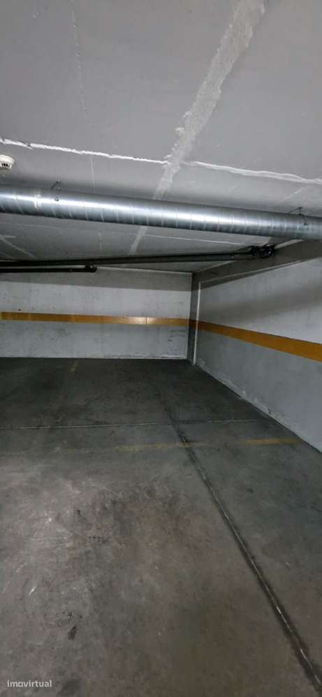 Garagem / Lugar de Estacionamento para Alugar – Ferreiras - Grande imagem: 4/4