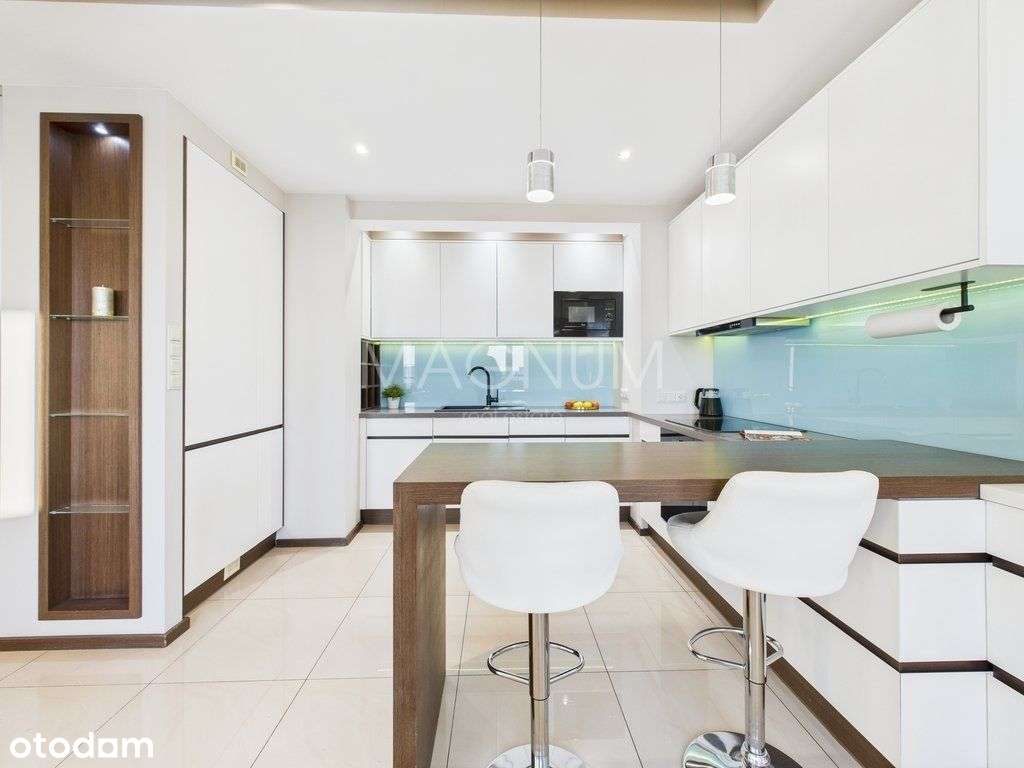 Apartament z tarasem na ostatnim piętrze!-8