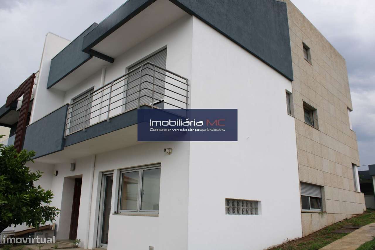 Moradia T3 em Perosinho-36