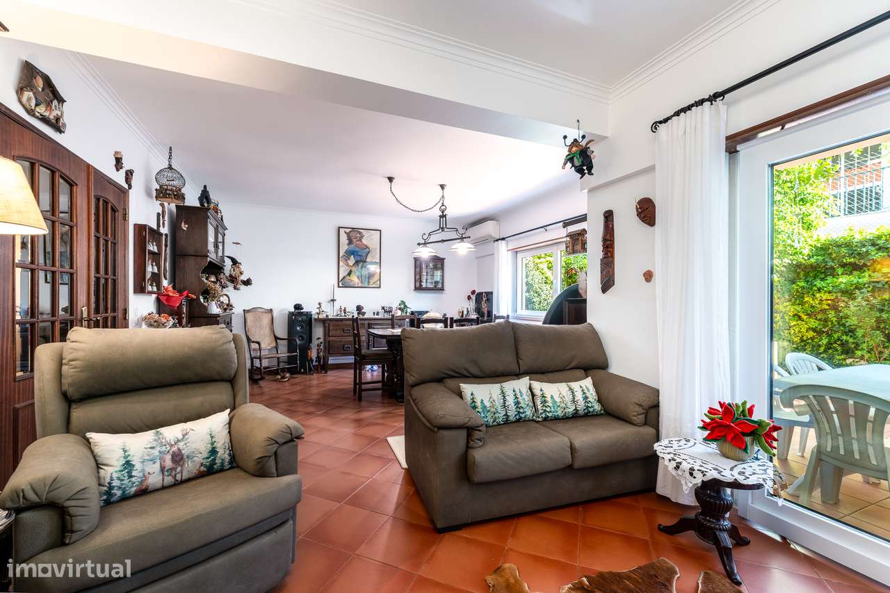 Moradia, 5 quartos, Sintra, Rio de Mouro-12