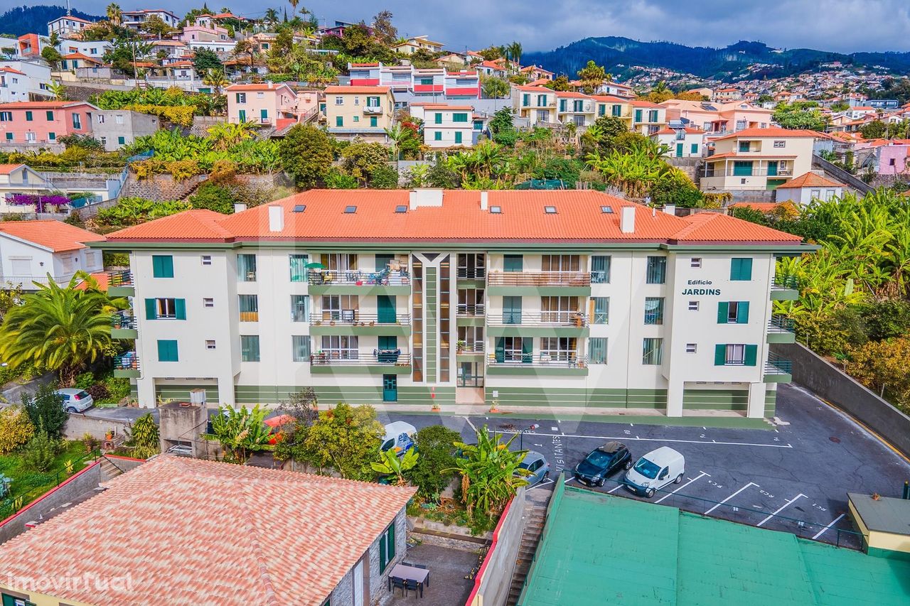 Apartamento T1 situado em S. Roque | Funchal | Zona da Penteada | 2 Es