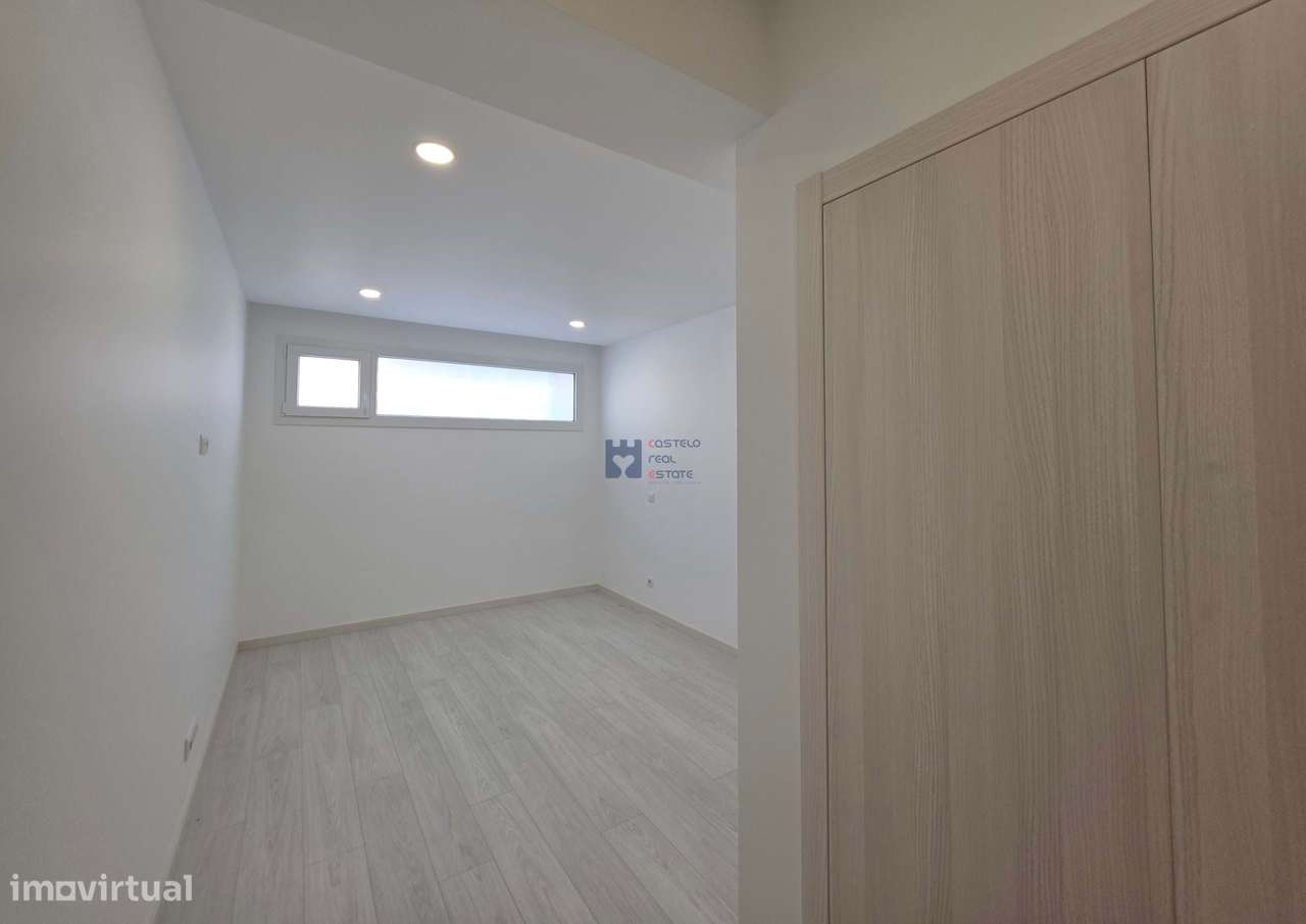 Apartamento T3 c/ Terraço-Novo em Ourém-10