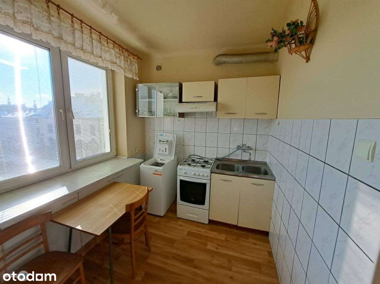Kawalerka w centrum idealna pod wynajem! - Widok 4