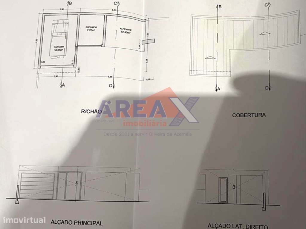 Moradia T4 de Arquitetura Moderna | Excelente Estado-36