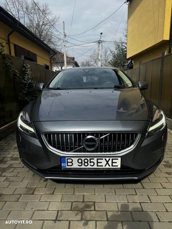 Volvo V40 D4 Geartronic Inscription - 1