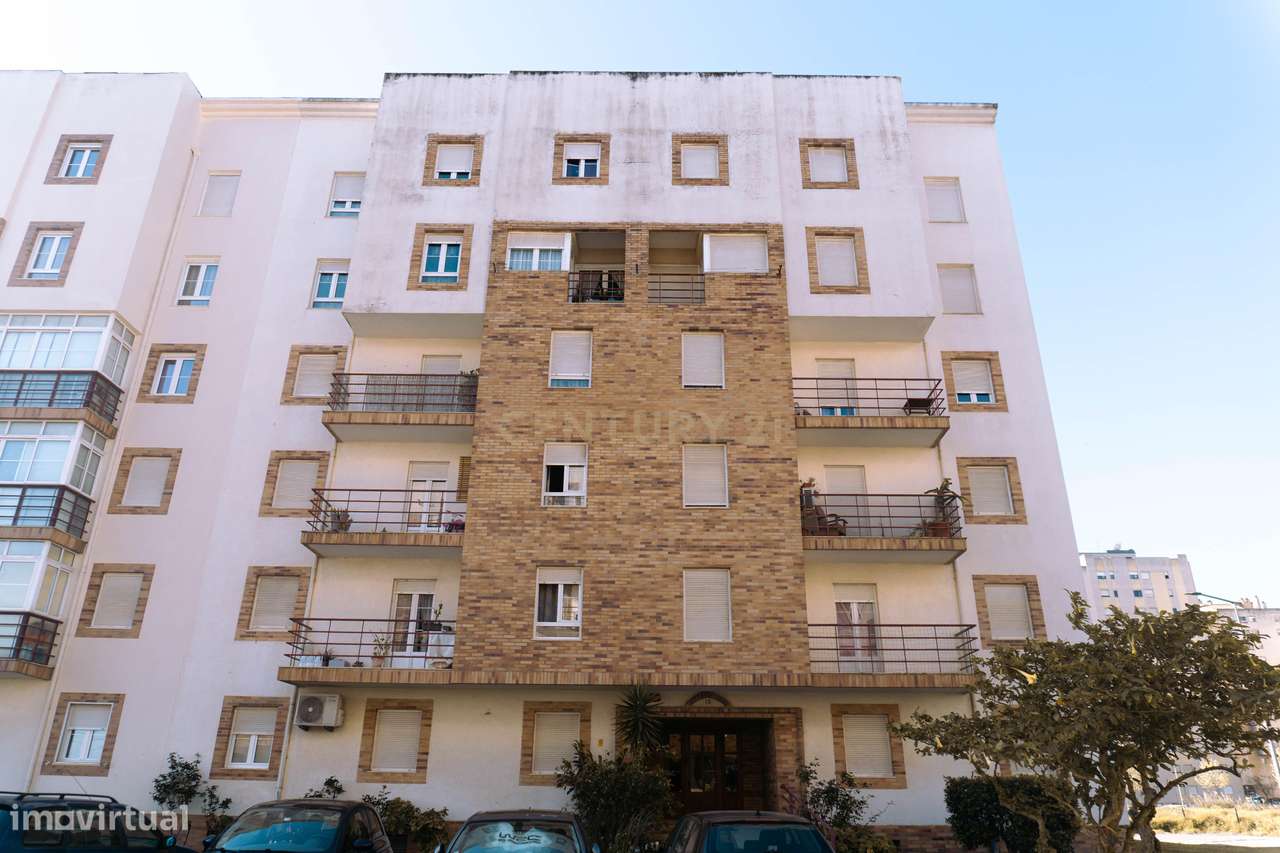 Apartamento T3 duplex em Carregado -Alenquer, União das Freguesias de-21