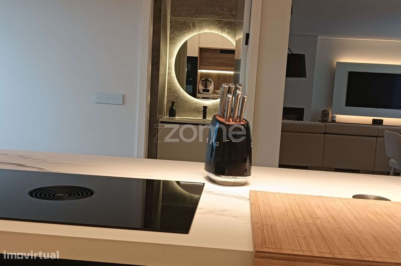 Moradia Térrea Semi- nova com piscina-6