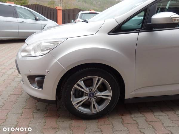 Ford C-MAX 2.0 TDCi Titanium - 4