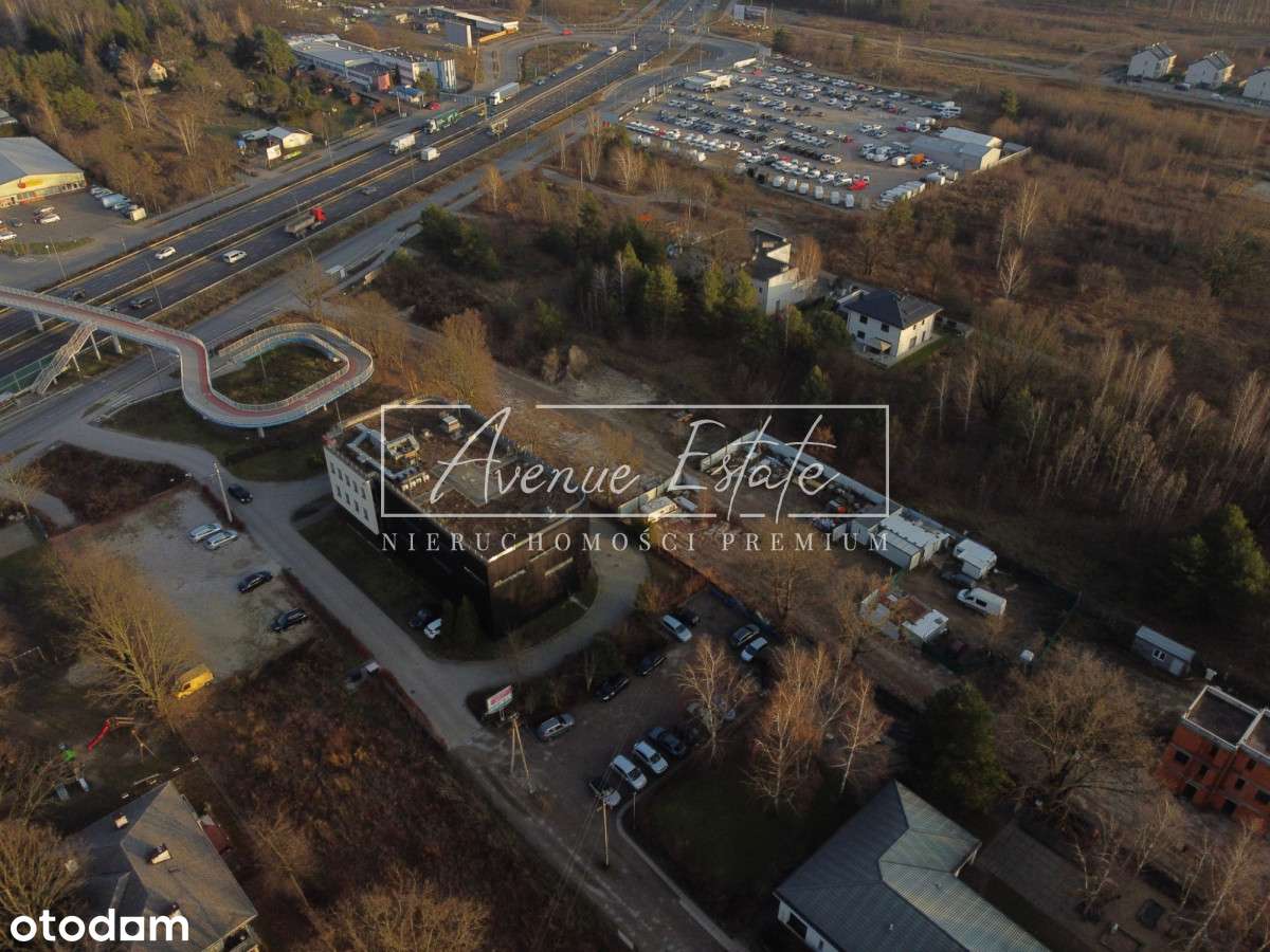 Działka Inwestycyjna Warszawa / Pzt na 3 Hale-4