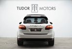 Porsche Cayenne Turbo V8 4.8L Aut. - 6