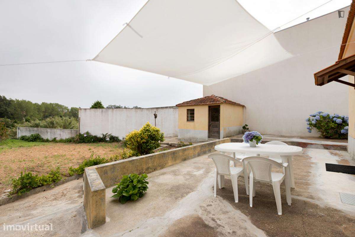 Quarto - localizado em Vila nova de gaia - Grande imagem: 5/6