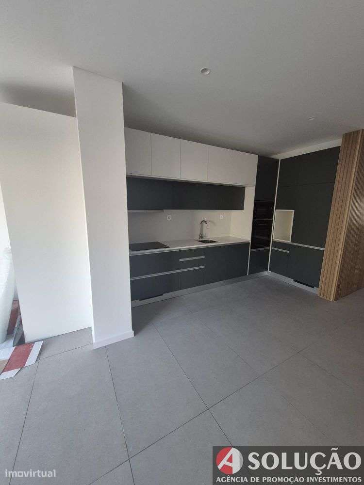 Andar Moradia em Banda em Oliveira do Douro-9