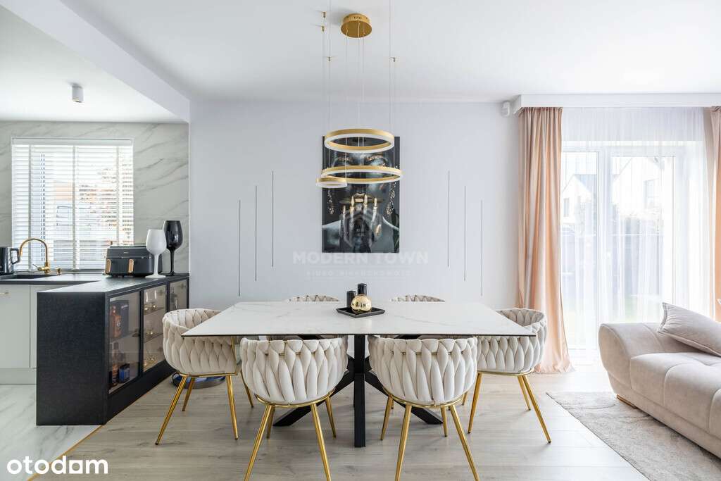 Atrakcyjny Dom Wolnostojący na Zamkniętym Osiedlu-3