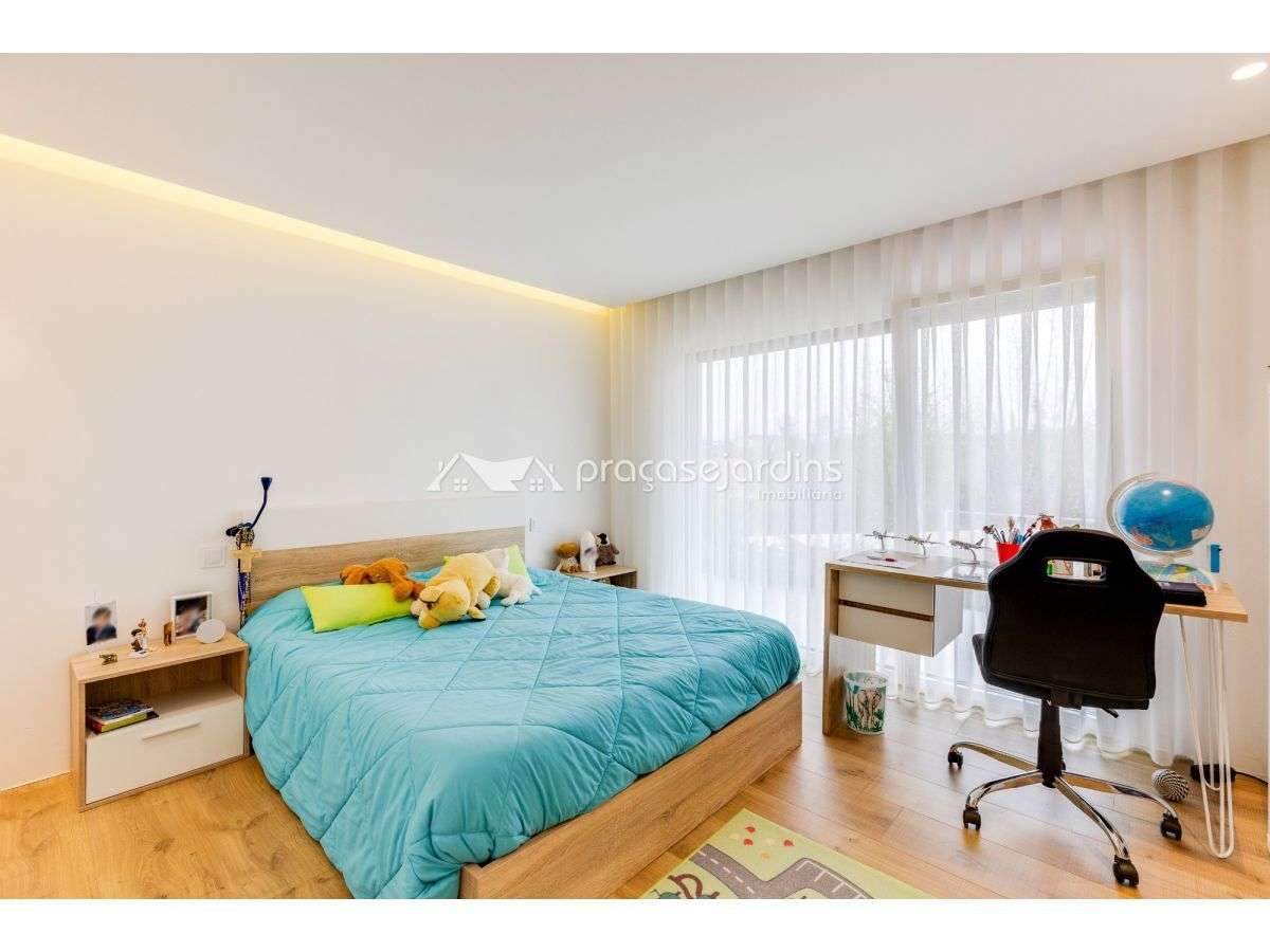 Moradia T5 Contemporânea e elevada eficiência energética – Amor, Le...-35