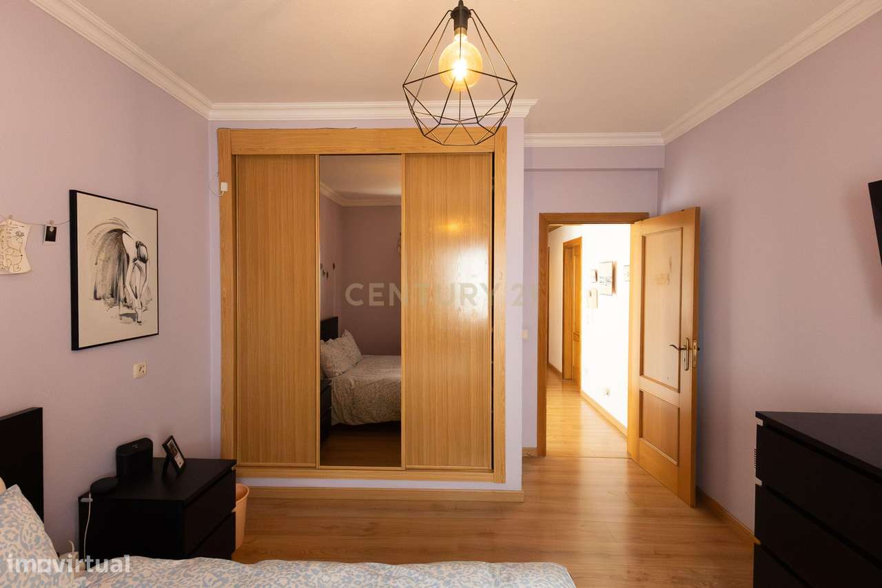 Moradia T4+1 em Condomínio Fechado – Alfacenhas Vila-26