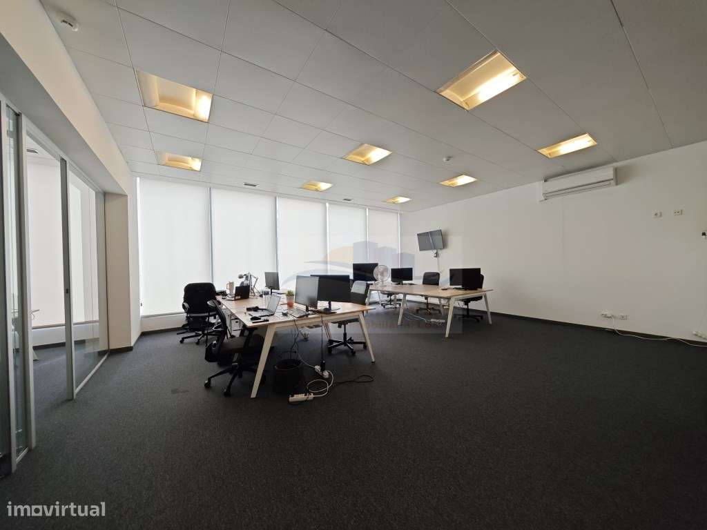 Escritório para Arrendamento no Metropolitan Center - Odivelas - Grande imagem: 3/21