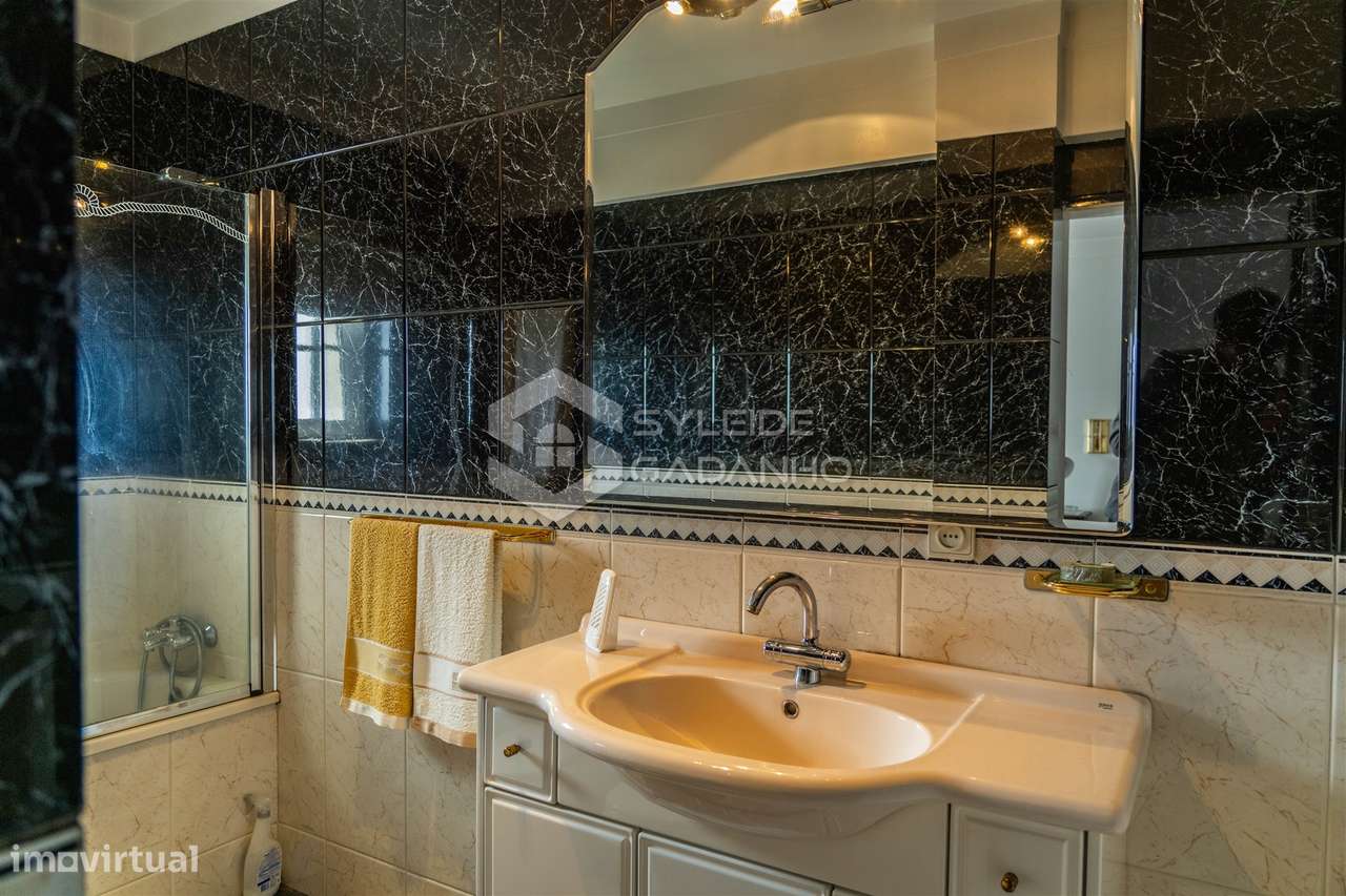 Moradia Isolada T8 Venda em Cantar-Galo e Vila do Carvalho,Covilhã-44