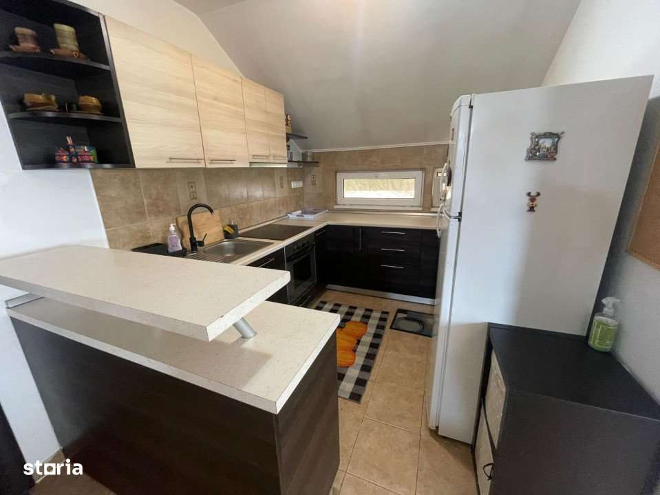 Vila deosebita cu 9 camere, 300 mp, zona Jolie Ville - Imagine principală: 5/16