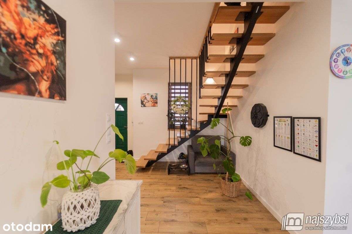 Białuń k. Goleniowa, umeblowany dom z 2022 r.-5