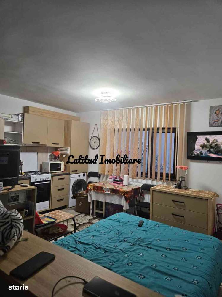 Garsonieră situata în zona Banat, Pitești-0